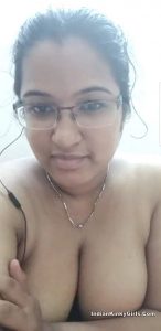 sexy mallu girl with big boobs topless photos 009