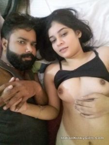 indian college girl nude with boyfriend leaked 010