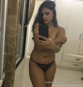 indian onlyfans model anjali gaud nude photos 014