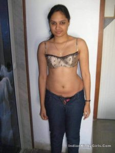 sexy indian mbbs student nude leaked photos 009