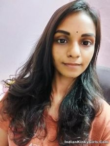 slender mallu girl nude photos showing big tits and pussy