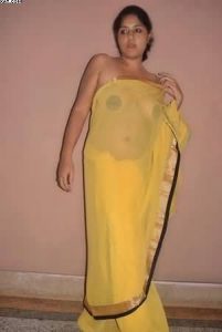 indian sexy maid nude photos with blowjob 001