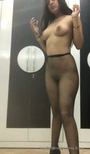 sexy nri girl nude onlyfans photos leaked 005
