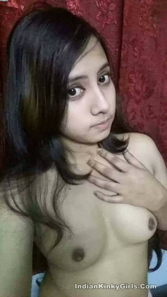 Indian Muslim Girl Nude Selfies Showing Her Small Boobs | Indian Nude Girls