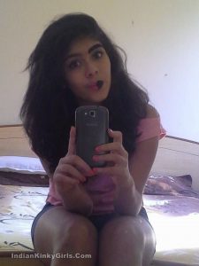 indian teen nude selfies showing hairy pussy