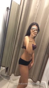 hot pakistani girl nude photos showing tits 007