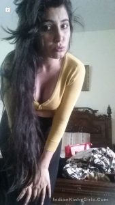 indian muslim wife nude photos big tits & ass 001
