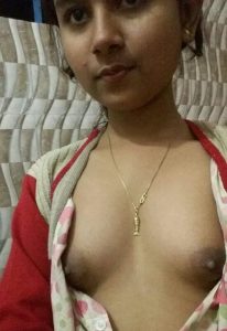 indian teen boobs showing leaked selfies 006