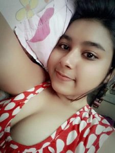 indian teen boobs showing leaked selfies 008