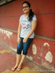indian wife nude sex photos with husband friend 001