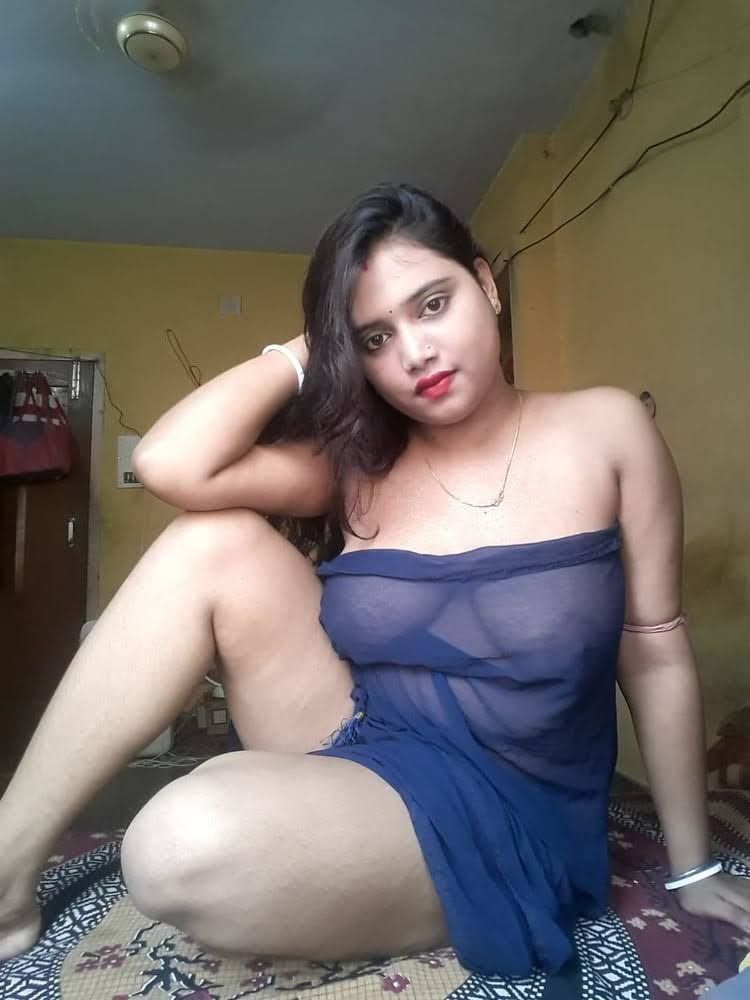 Horny Indian Wife Nude Big Tits Photos Indian Nude Girls