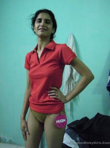kinky indian girl nude hairy pussy and ass show