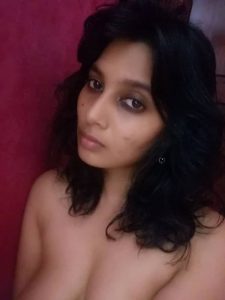 sexy indian college girl divya nude and sexy photos 004