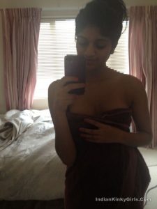 fuck doll nri girl's leaked nude selfies part i