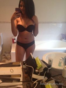 fuck doll nri girl's leaked nude selfies part i 007