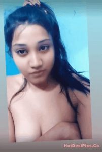 hot indian instagram girl's leaked nude selfies 013