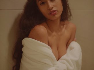 indian adult model's erotic photoshoot 007