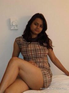 sexy indian girl naked in hotel ready for sex 002