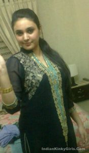 sexy muslim indian girl from lucknow nude photos