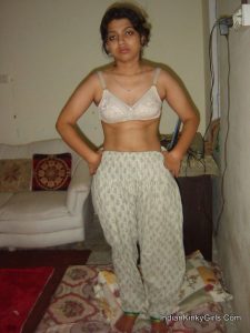 two desi sisters nude leaked photos showing assets