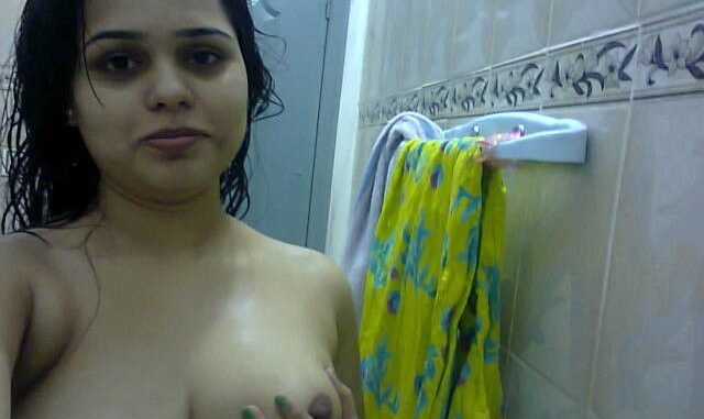 horny indian wife with big tits leaked nude selfies 012