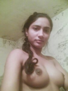naughty indian girl with big boobs leaked nude selfies 014