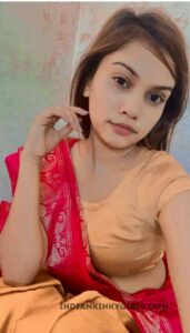 horny bangladeshi girl showing big tits leaked