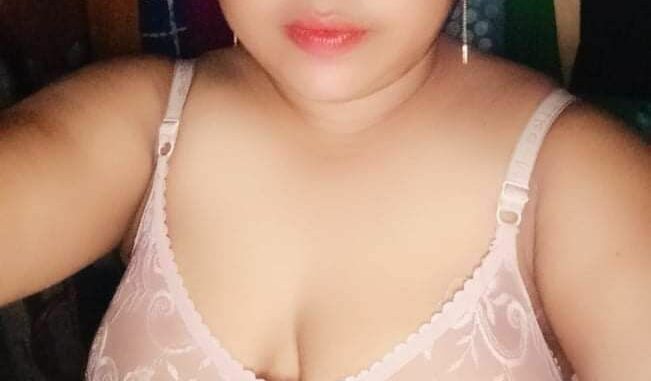 sexy mallu nurse nude selfies exposing huge tits 003