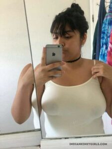 horny indian girl with big tits and ass leaked 020