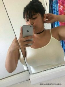 horny indian girl with big tits and ass leaked 022