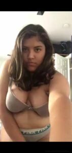 horny indian girl with big tits and ass leaked 072