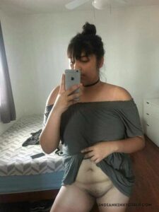horny indian girl with big tits and ass leaked 081