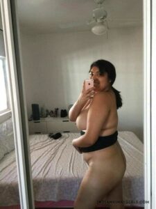 horny indian girl with big tits and ass leaked 096