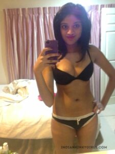 super sexy indian nri girl ke leaked nude selfies 007