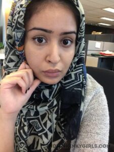 cute muslim girl leaked sexy photos