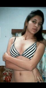 innocent indian girl posting sexy photos 004