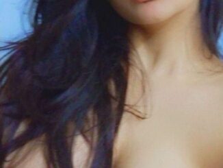big tits indian college girl's leaked nude selfies 002