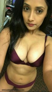 sexy hot indian wife taking naked selfies 004