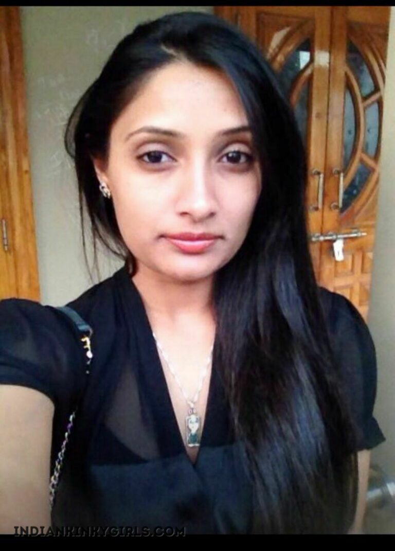 Sexy Hot Indian Wife Taking Naked Selfies