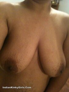 big tits punjabi girl topless photos leaked 004