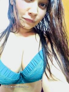 hot and cute indian teen nude selfies leaked 005