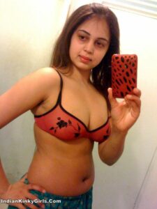 sexy indian teen topless sexy selfies 001