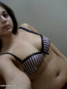 sexy indian teen topless sexy selfies 005