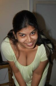 horny mallu wife nude shows milky boobs 003