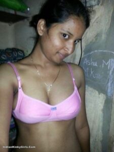 naughty desi village girl leaked nudes 002