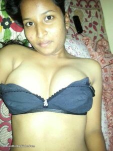 naughty desi village girl leaked nudes 005