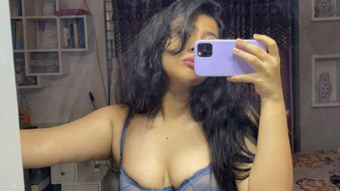 sexy kolkata girl with amazing big boobs