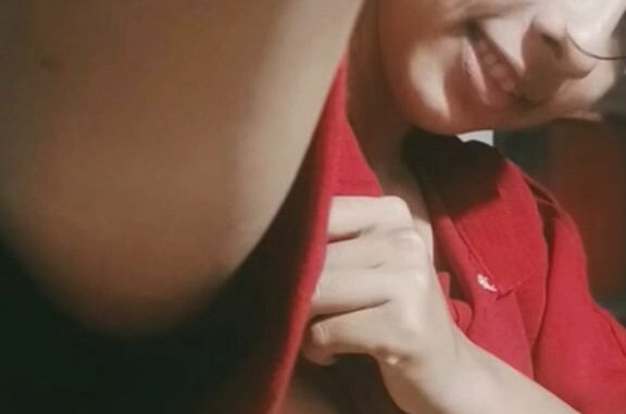 zomato delivery girl show off her boobs leaked 006
