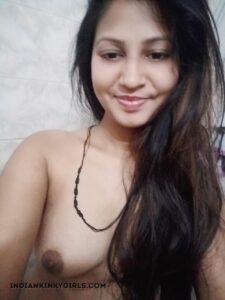 south indian young wifes nude selfies 012