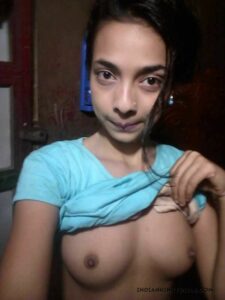 indian teen girlfriend lovely tits and pussy 007